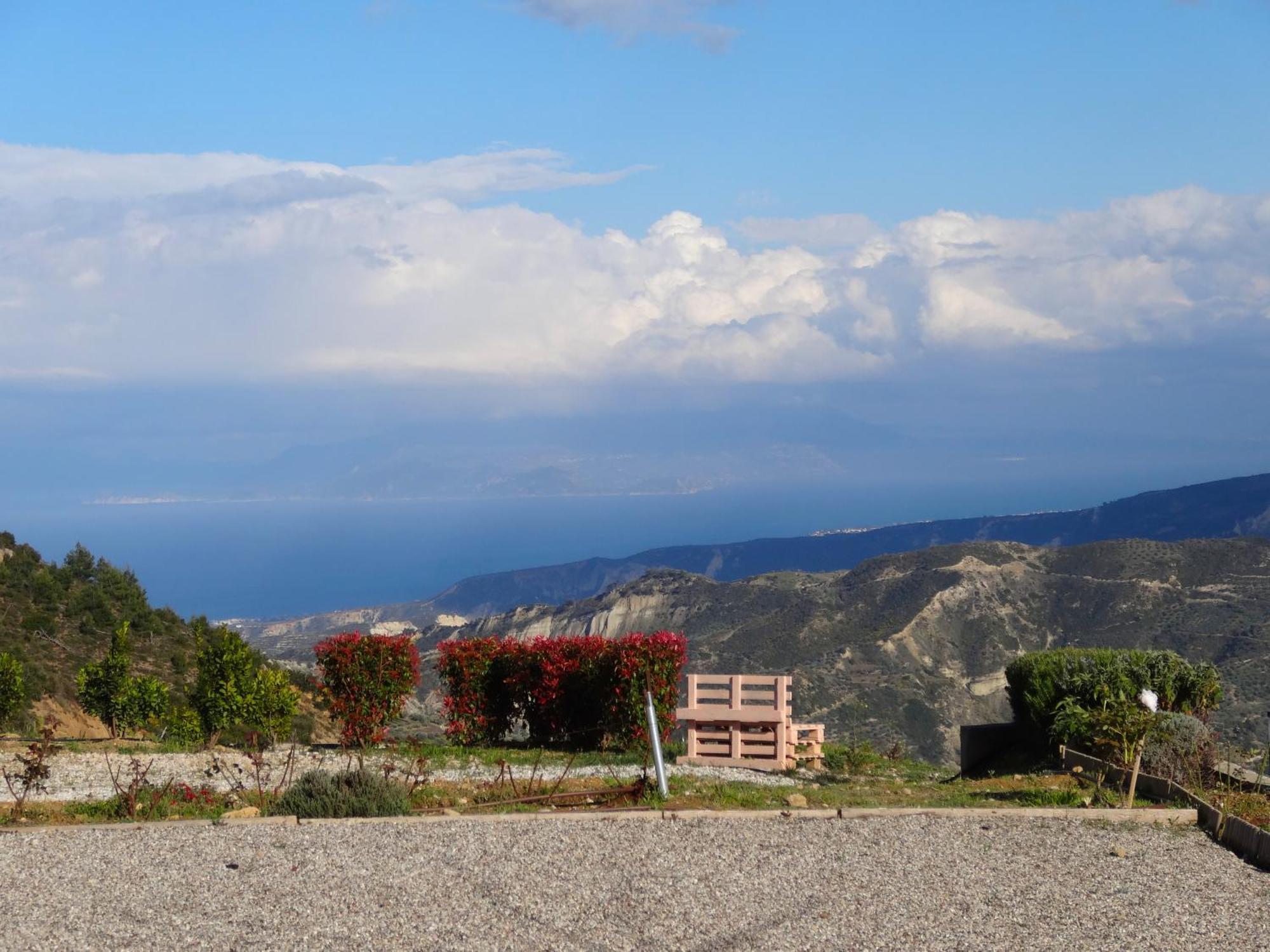 Ktima Noosfera Wellness & Retreat Center Hotel Karya Kültér fotó